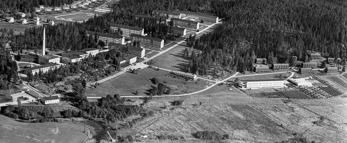 w-1195h-492-411f69-dest_1038_03-ret.jpg