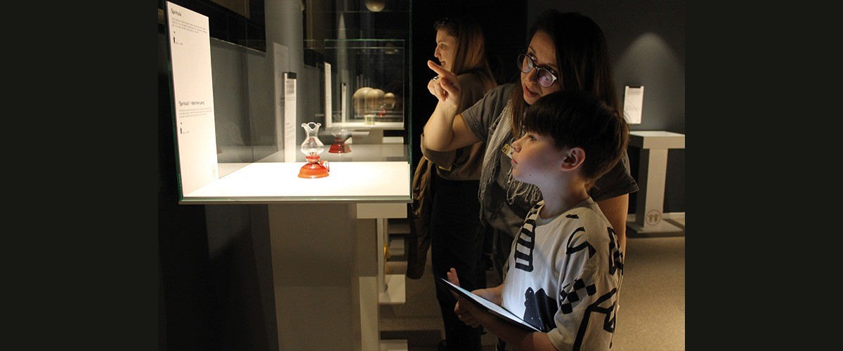 w-1200h-500-bd1a55-Destination_Foto War Childhood Museum_Permanent_Gallery.jpg