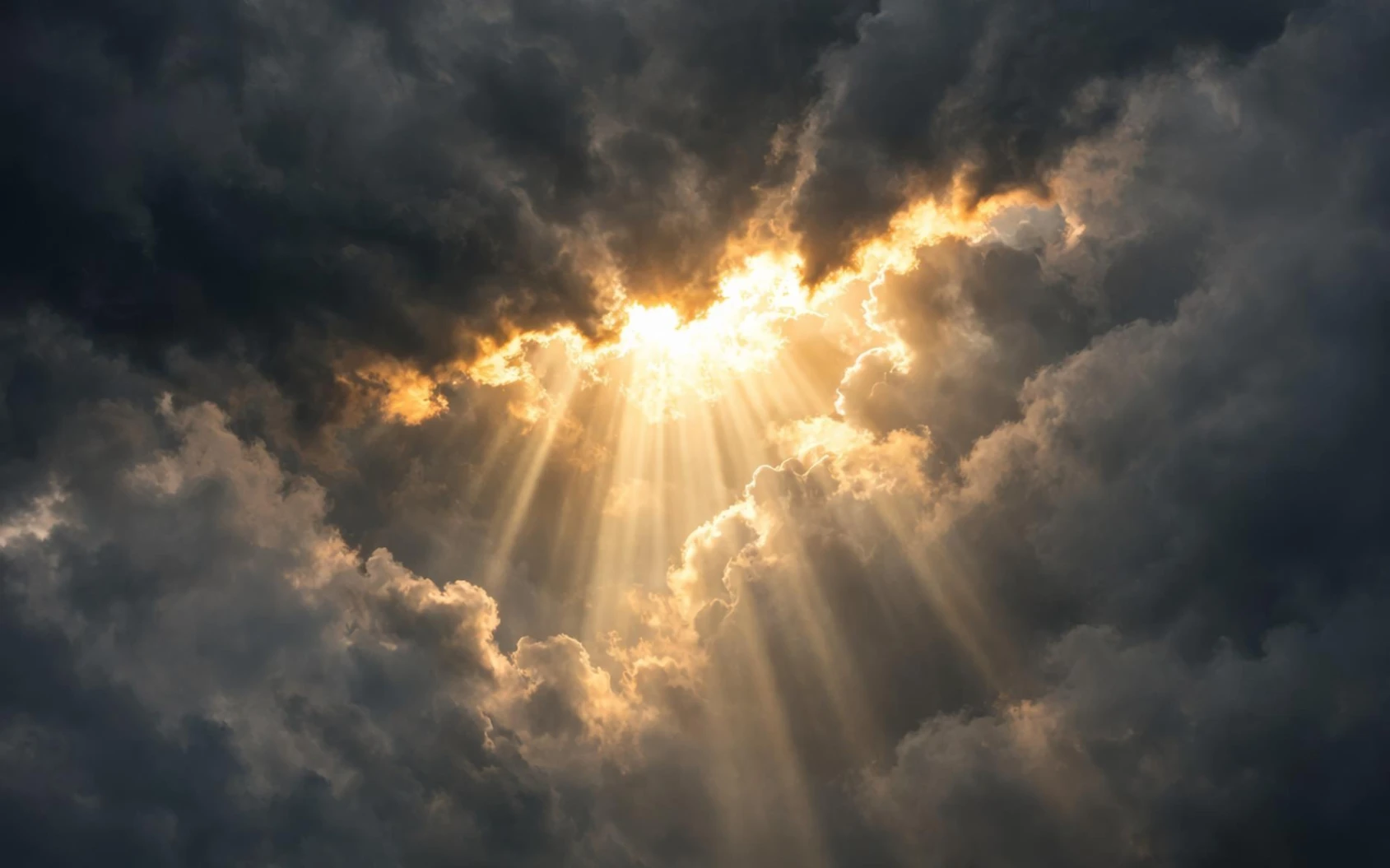 w-1872h-1170-1124bb-Aldrig blev en dag så klar.jpg