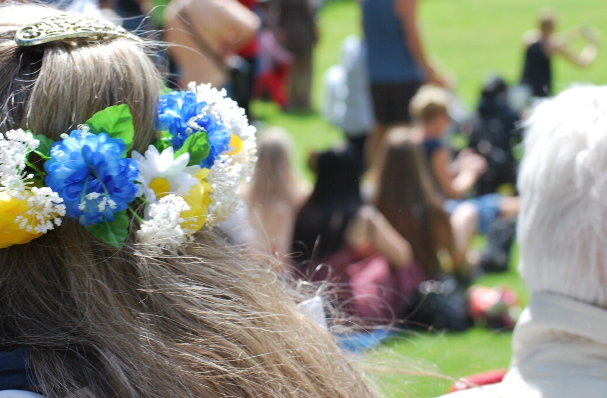 w-1968h-1290-f16c74-w-2000h-1339-5b1b83-midsommar_hemsida.jpg