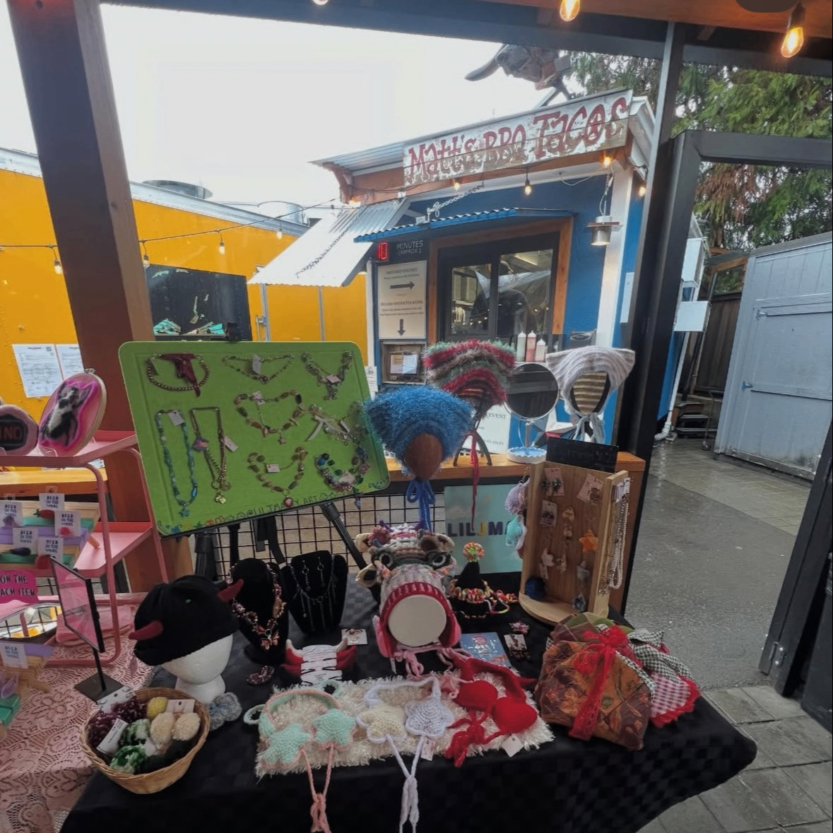 Event Photo: Hinterland Bar and Food Carts Makers Market