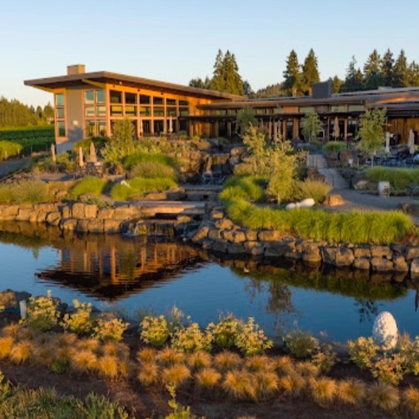 Stately winery Domaine Willamette where Method Oregon will be hosted