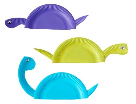 Dinosaurier gjorda i papper.