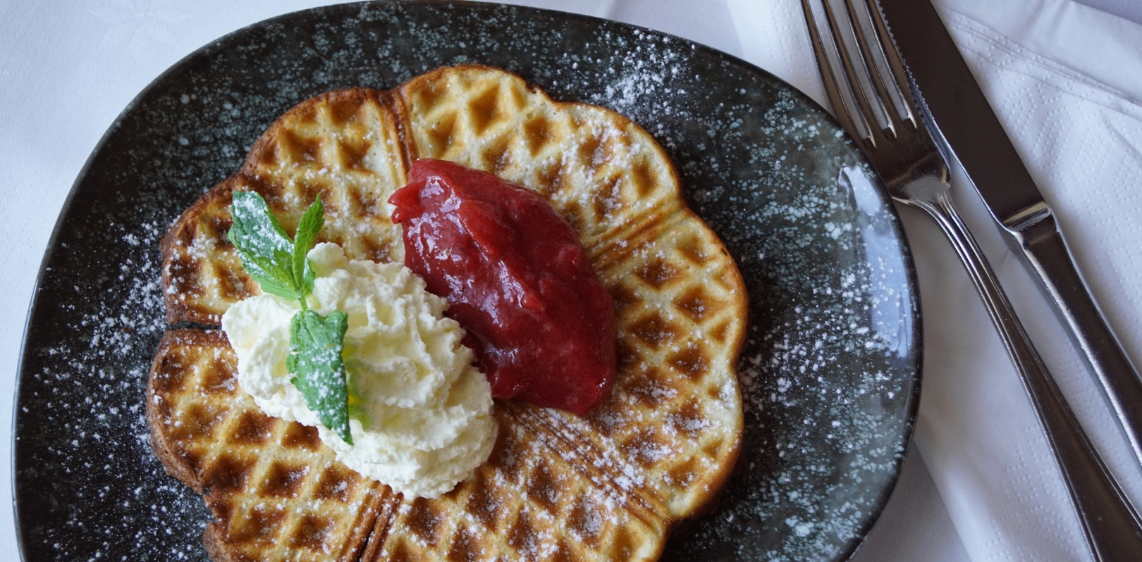 Evenemangs bild för evenemang Slottscafé med nygräddade våfflor, varma drycker & slottsstämning