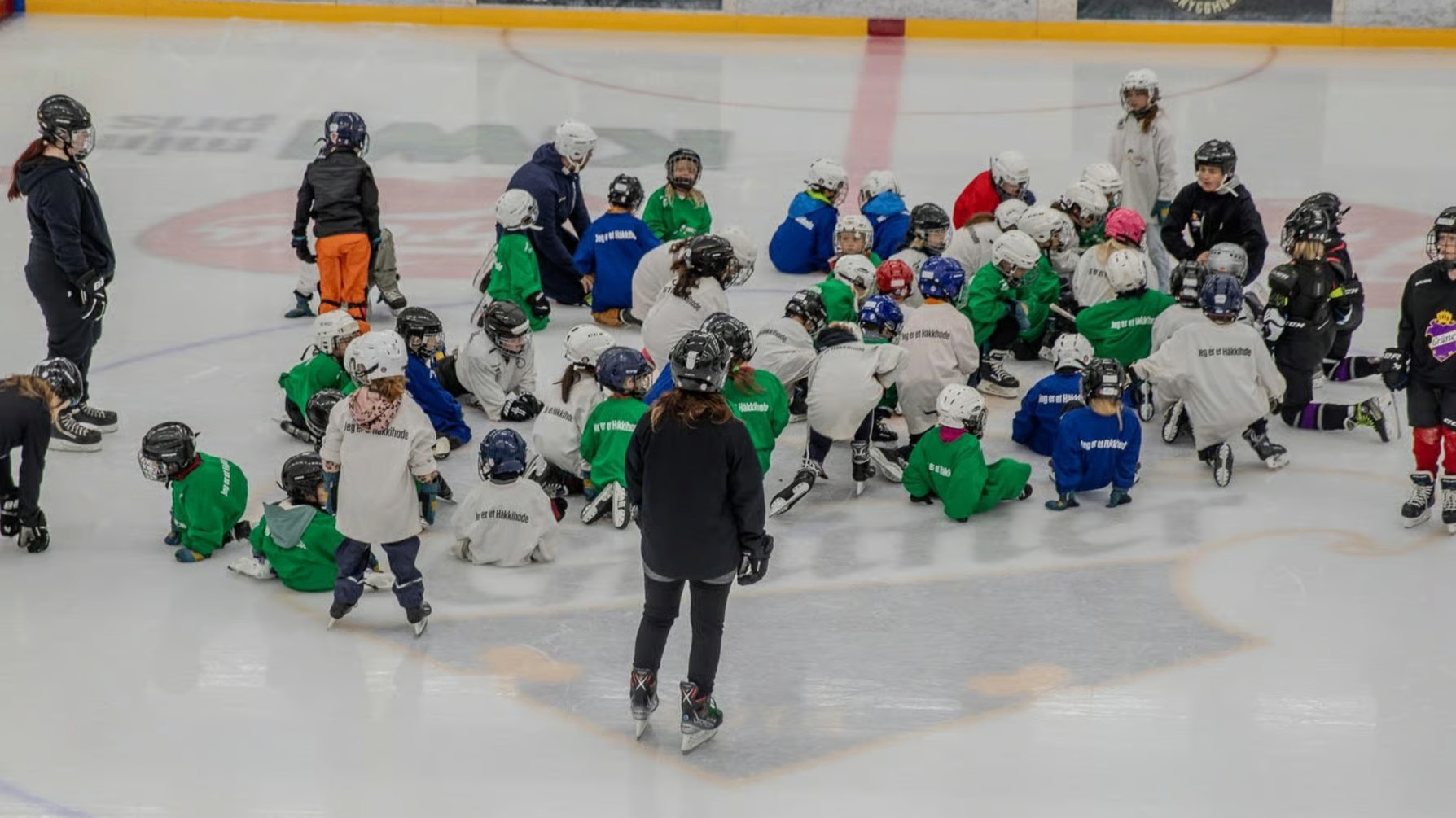 Ishockeyskole i Grünerhallen