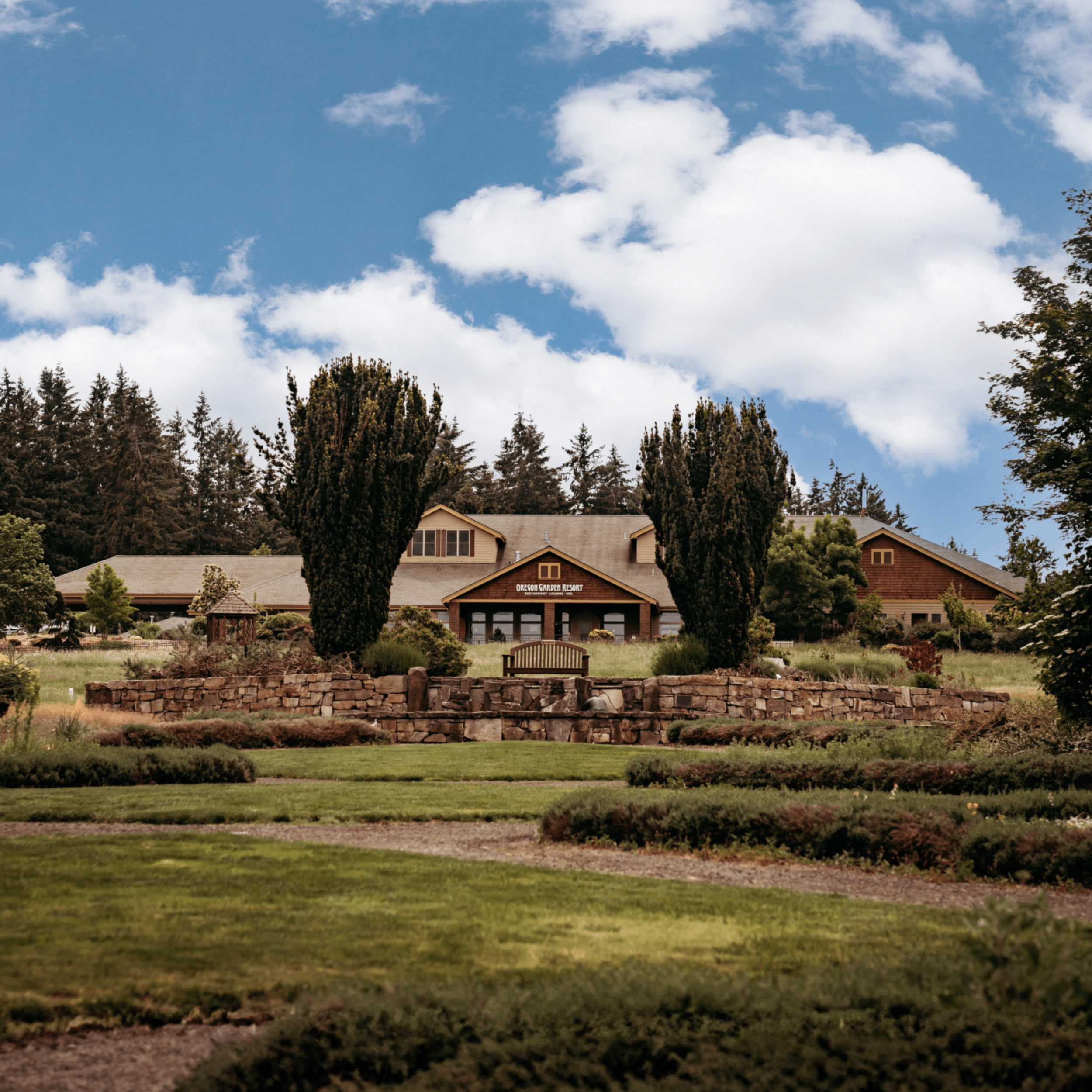 Event Photo: Winemaker’s Dinner Featuring Silverback Estate Winery