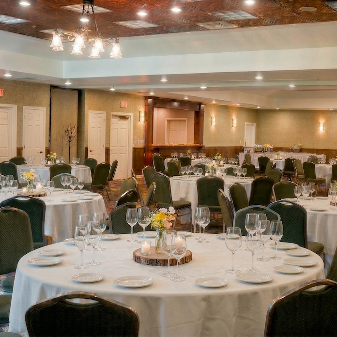 Event Photo: Winemaker’s Dinner Featuring Silverback Estate Winery