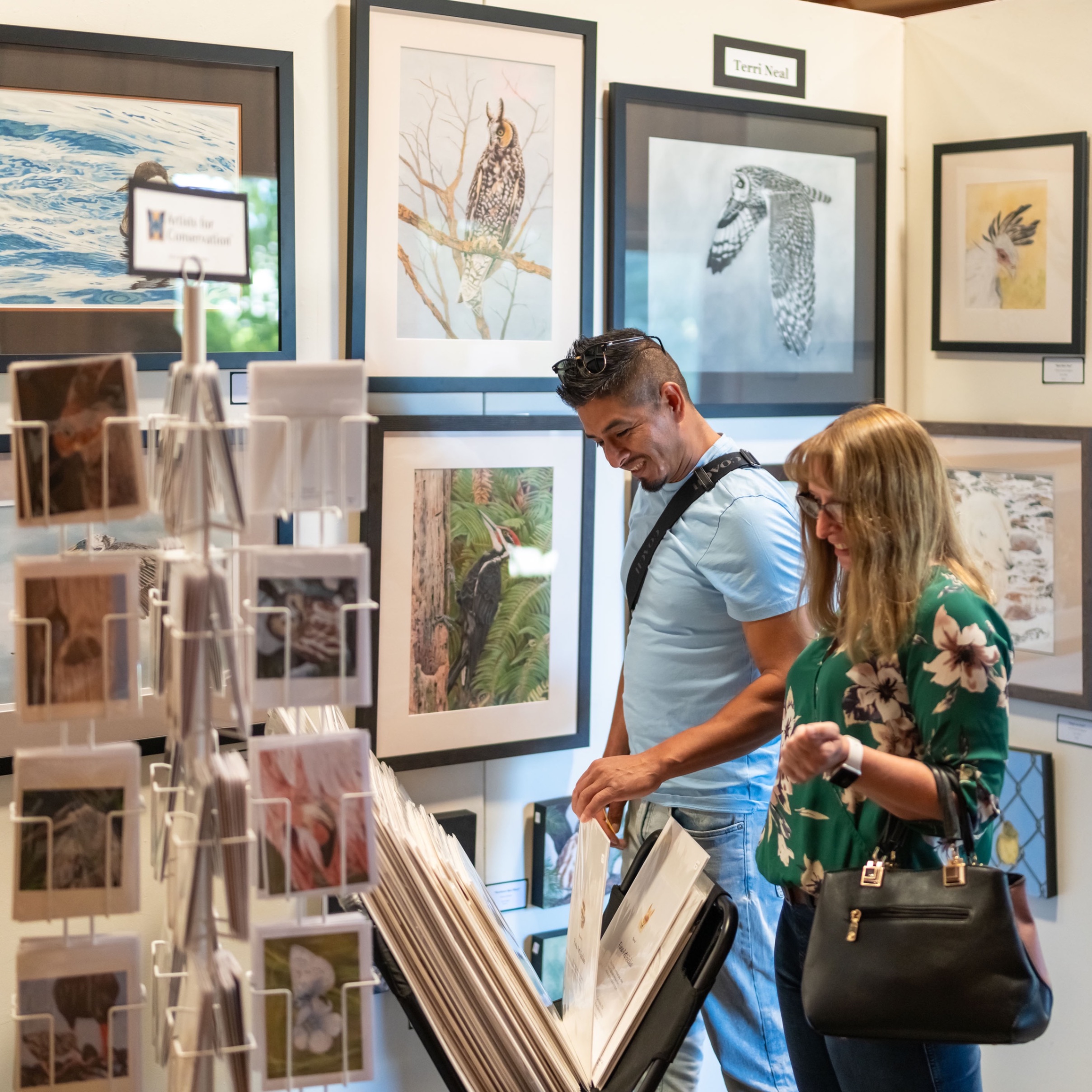 people shopping for art