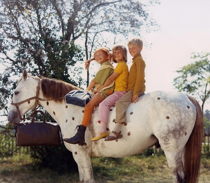 w-960h-838-c50501-Har kommer Pippi Langstrump.jpg