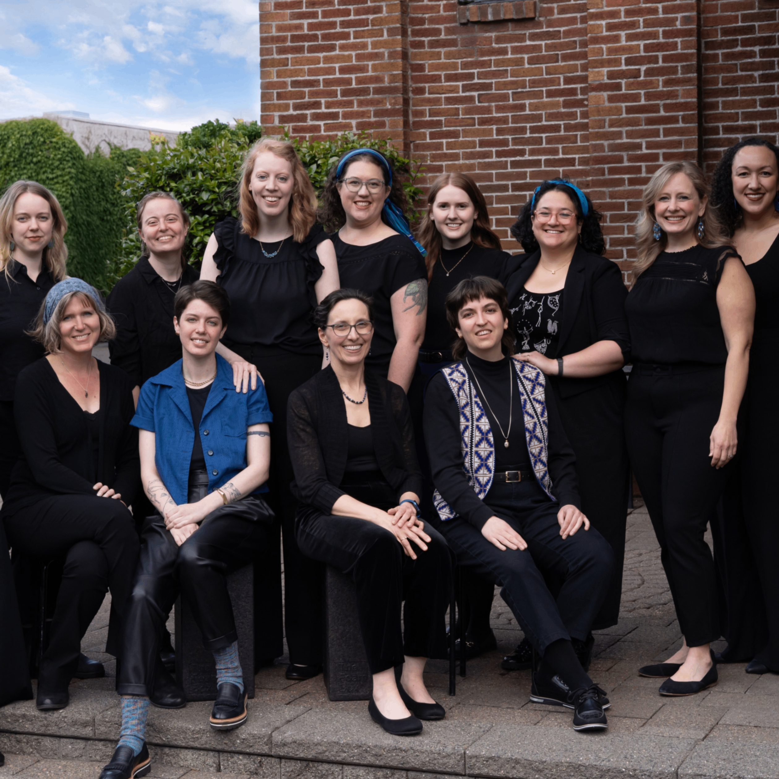 Photo of the singers of the Radix Vocal Ensemble.