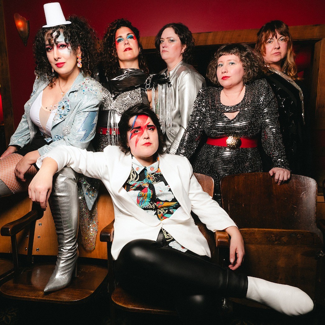 Photo of 6 femme band members in Major Tomboys