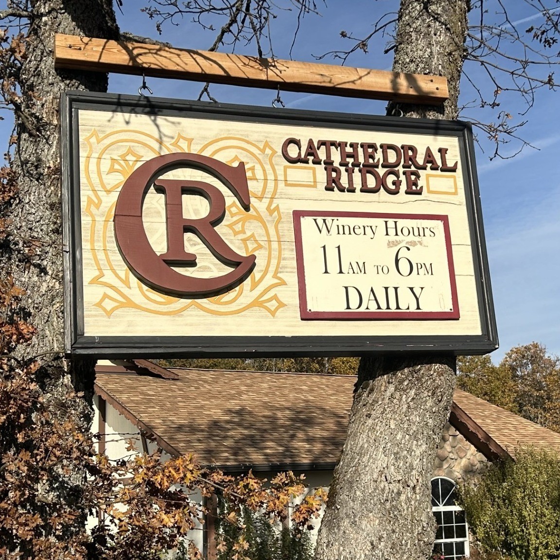 Cathedral Ridges Winery sign with hours posted