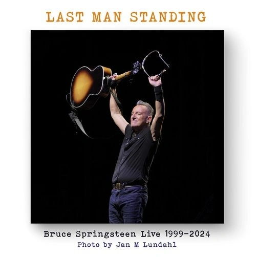 w-502h-502-e83f80-Bruce Springsteen bok.jpeg